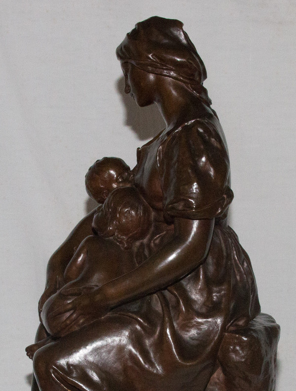 Bronzo "Maternità" firmato Paul Dubois 1829-1905