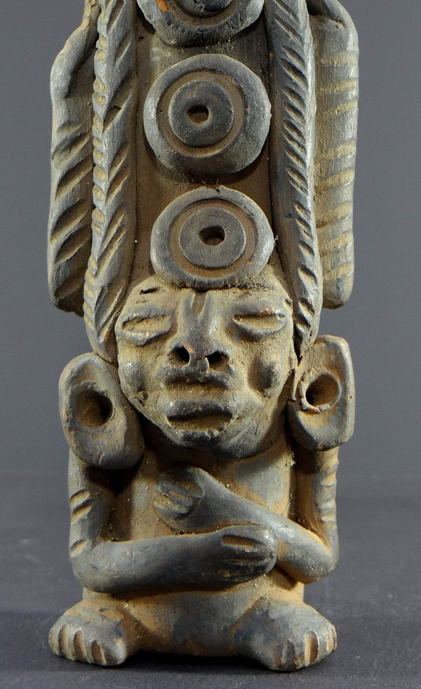 Peru, 1930s/1950s, terracotta statuette in the spirit of pre-Columbian creations.