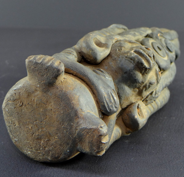 Peru, 1930s/1950s, terracotta statuette in the spirit of pre-Columbian creations.