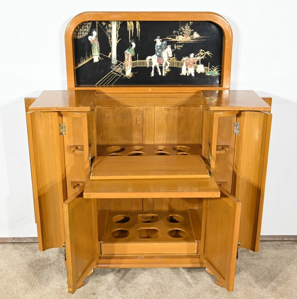 Cabinet Asiatique à Liqueurs en Bois Laqué, Chine - 1950