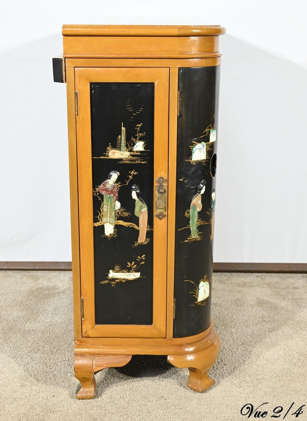 Cabinet Asiatique à Liqueurs en Bois Laqué, Chine - 1950