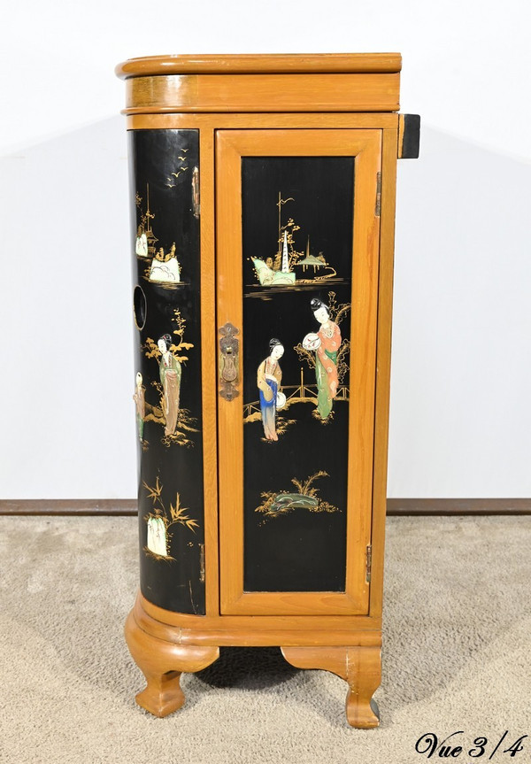 Cabinet Asiatique à Liqueurs en Bois Laqué, Chine - 1950