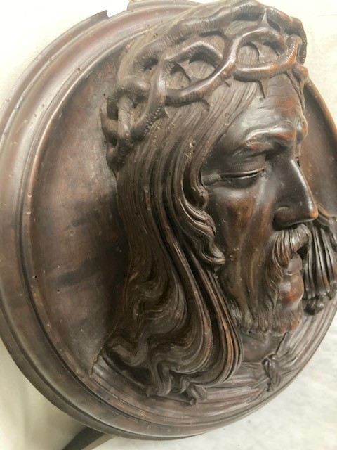 Ancient 18th century sculpture “Christ The Passion” in walnut size: 36 cm