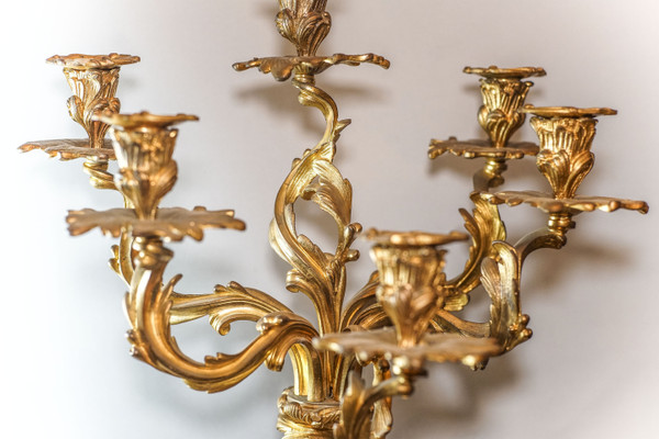 Important ROCAILLE MIRROR HANDLE, GOLDEN BRONZE, 19th century. MARTI movement