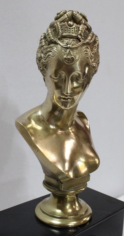  Orologio in marmo e busto in bronzo di Diane de Poitiers, da J. Goujon - seconda parte del XIX secolo
