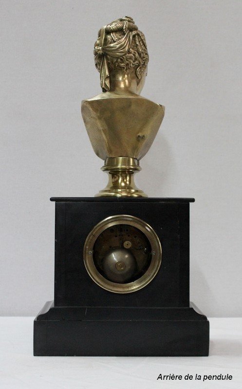  Orologio in marmo e busto in bronzo di Diane de Poitiers, da J. Goujon - seconda parte del XIX secolo