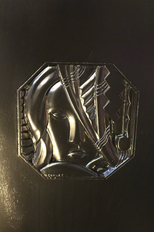 Art Deco dining room