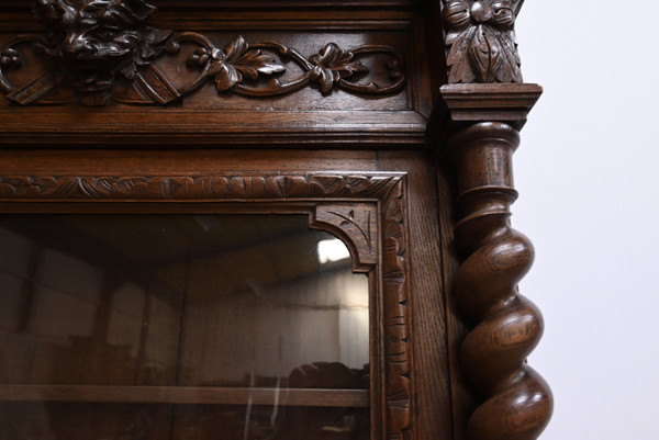 Étroit Meuble Vitrine en Chêne, style Louis XIII – Fin XIXe