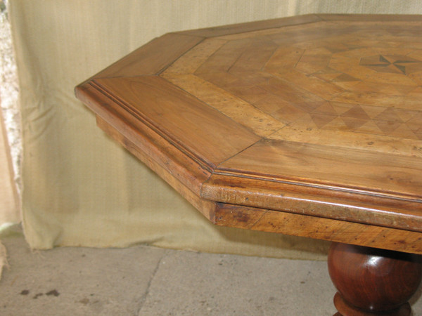 Octagonal inlaid pedestal table in the Charles X style 19th century