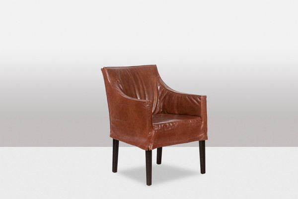 Lintello. Paire de fauteuil en cuir camel. Années 1970.
