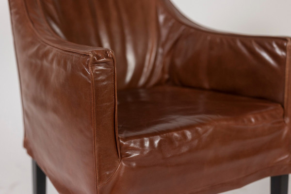 Lintello. Paire de fauteuil en cuir camel. Années 1970.