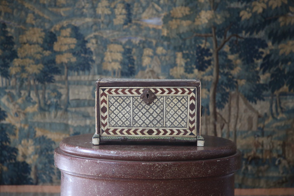 18th-century Indo-Portuguese chest/cabinet
