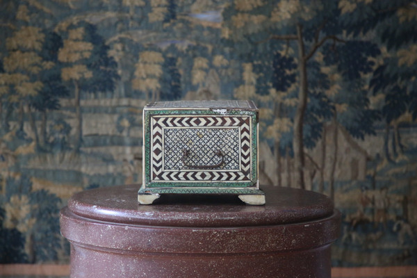 18th-century Indo-Portuguese chest/cabinet