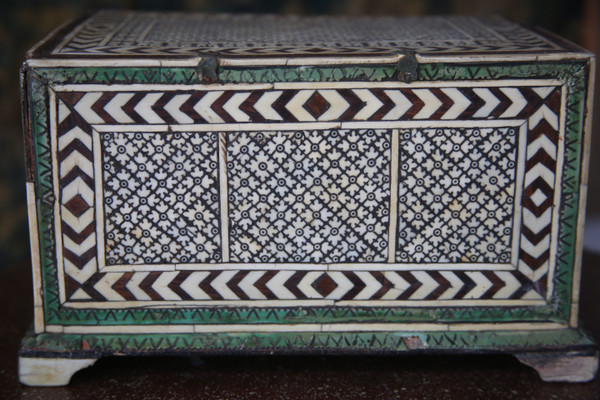 18th-century Indo-Portuguese chest/cabinet