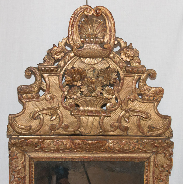Miroir En Bois Sculpté Et Doré Époque Régence Circa 1720