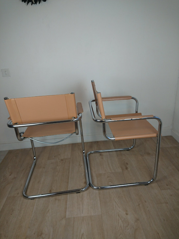 Poltrone cantilever in pelle beige