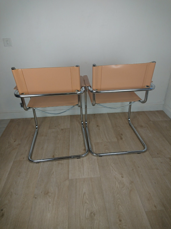 Poltrone cantilever in pelle beige