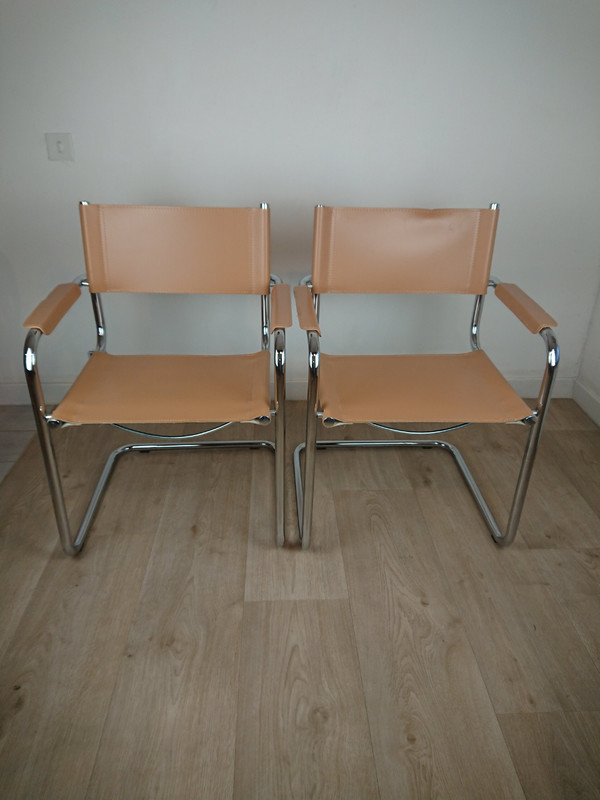 Poltrone cantilever in pelle beige