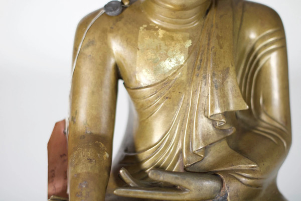 Buddha Shakyamuni in bronzo birmano, XIX secolo.