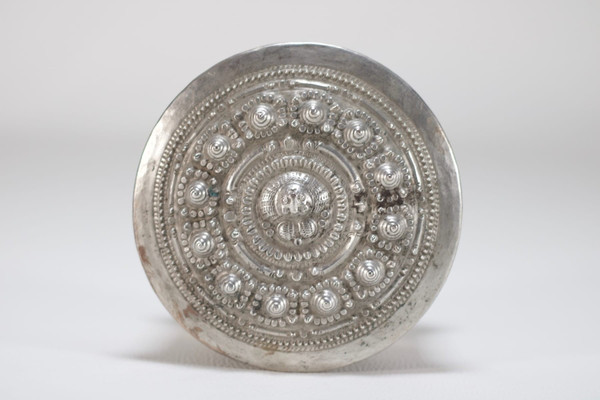 Scatola di betel in argento