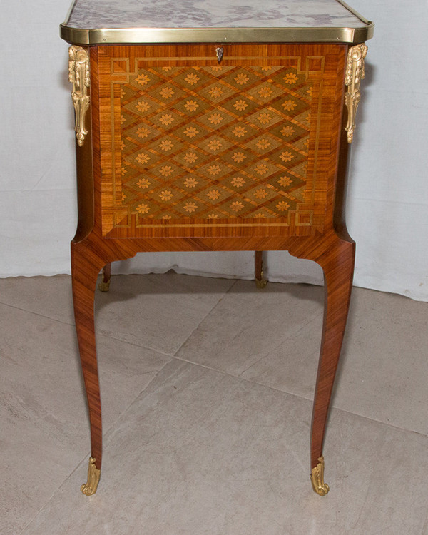 Transition Style Tea Table Late 19th Century