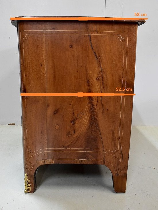  Comò di proprietà in olmo massiccio, epoca Luigi XIV - metà XVIII secolo