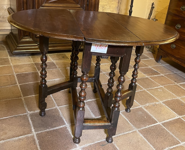 Table Gateleg En Chêne Du 17° Siècle