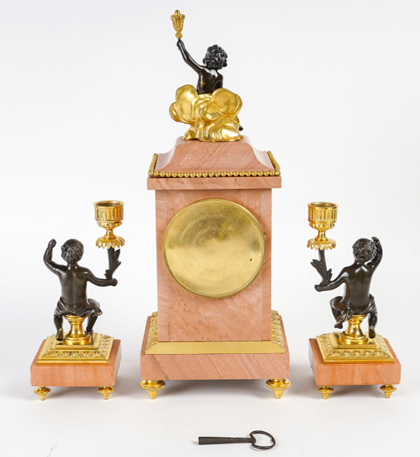 Une Garniture De Cheminée En Bronze Doré Et Marbre Fin XIXème Siècle 