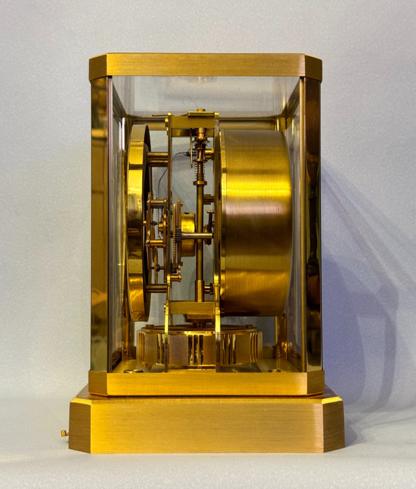ATMOS clock in gilded brass (JAEGER-LECOULTRE)