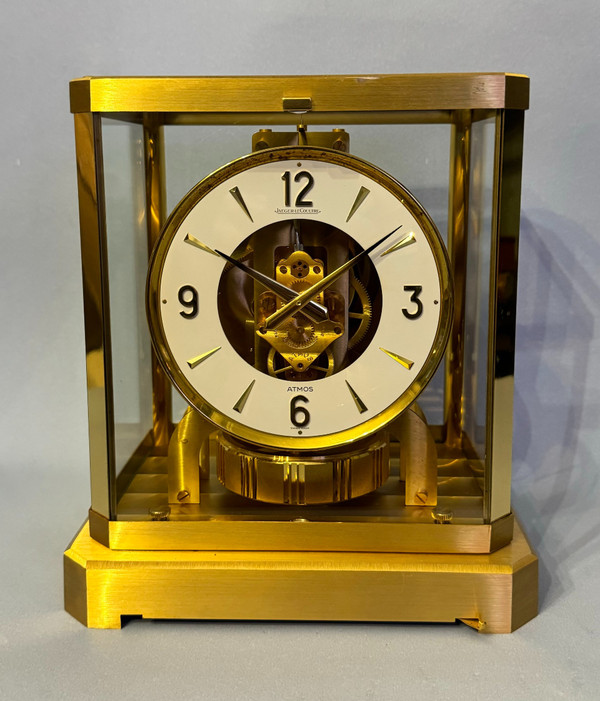 ATMOS clock in gilded brass (JAEGER-LECOULTRE)