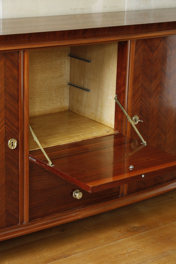 Credenza in palissandro e palissandro nello stile di Jules Leleu