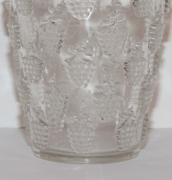Vaso modello Lava Raisins Malaga R Lalique 1937
