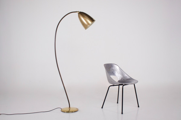 Modernist floor lamp in the Paavo Tynell style.