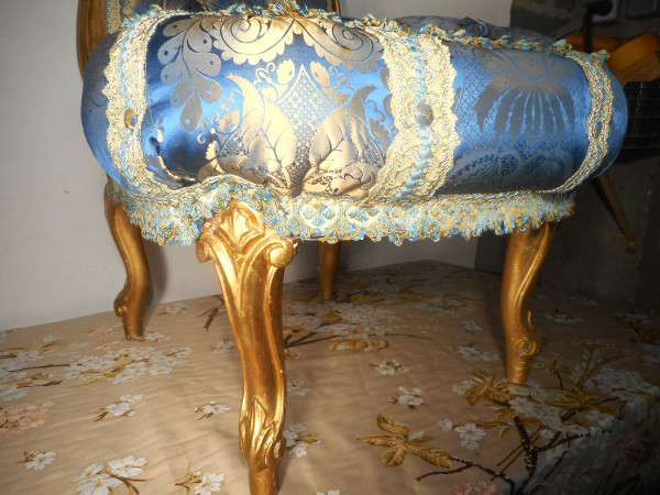 Coppia di poltrone imbottite in pura seta del periodo Napoleone III