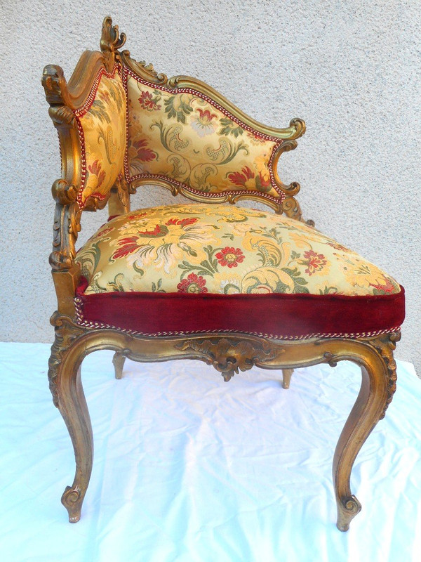 Paire De Fauteuil En Bois Doré d'Angle époque XIXe