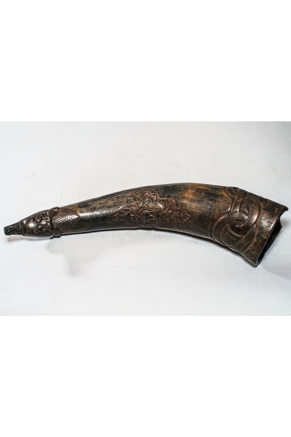 CORNE DE RITUEL BOUDHISTE, Tibet Thungra 