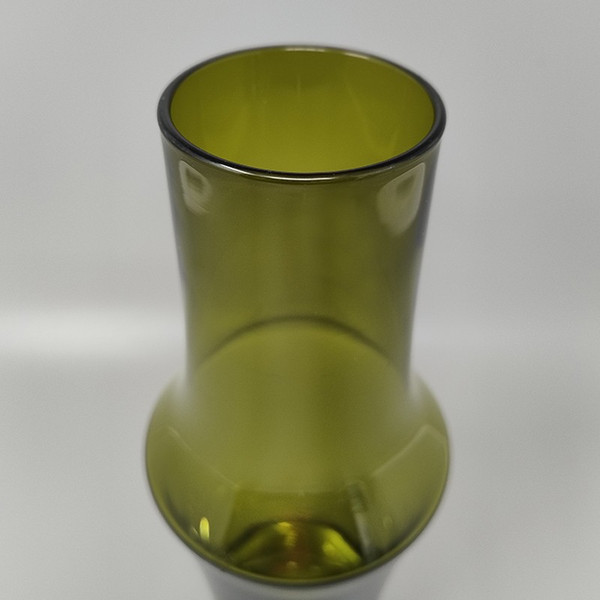 1970er Erstaunliche grüne Vase #1376 von Tamara Aladin Vase für Riihimaki/Riihimaen Lasi Oy