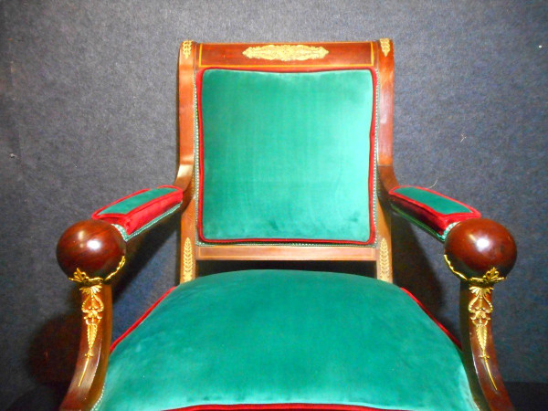 Ensemble De Salon Empire En Acajou Et Bronze Doré Estampillé