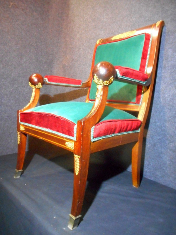 Ensemble De Salon Empire En Acajou Et Bronze Doré Estampillé