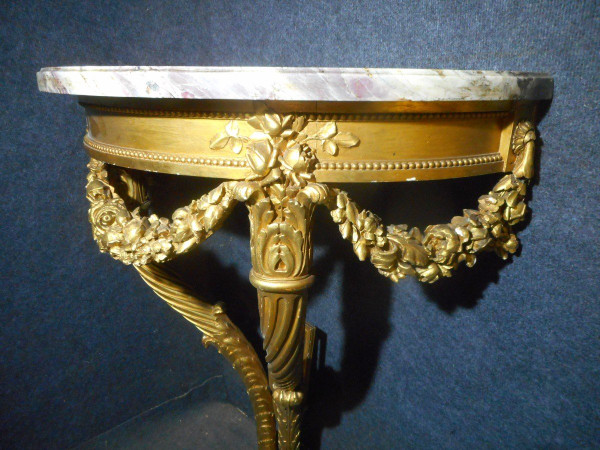 Paire De Console Aux Cornes d'Abondance En Bois Doré époque XIXe