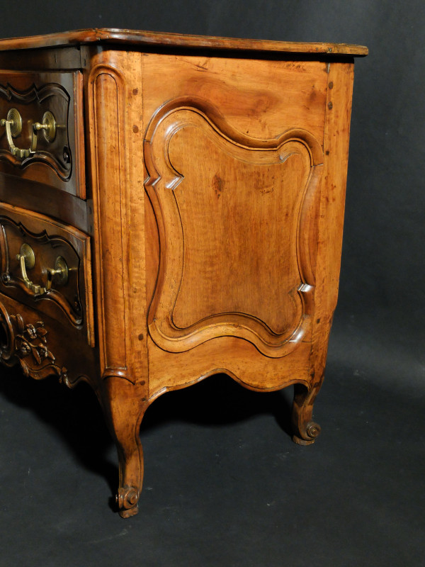 Provençal chest of drawers - Nîmes, 18th century