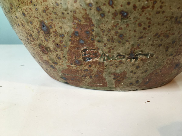 Grande brocca in gres pirite firmata Baudard, anni '60