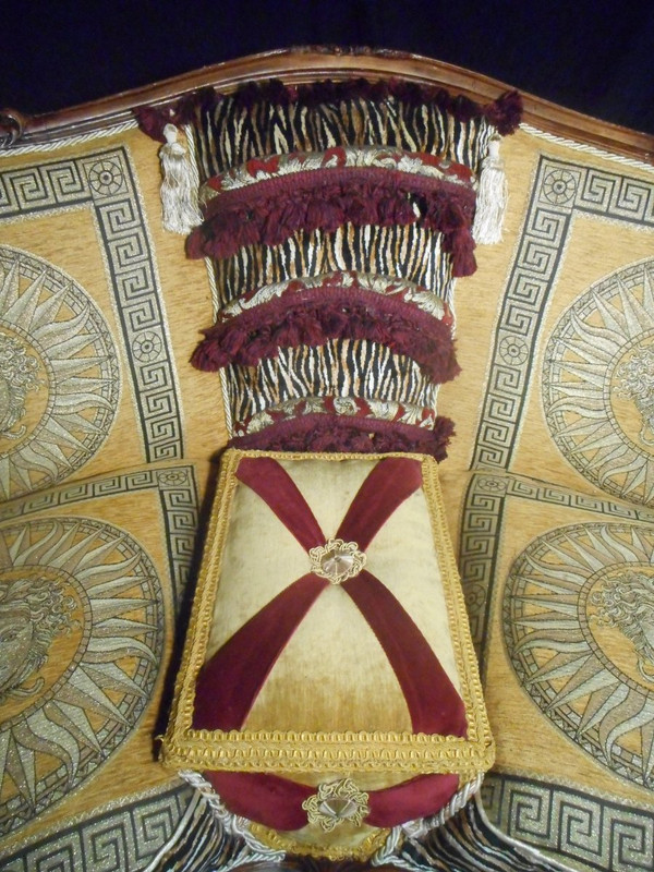 Divano da fumo curvo XIX secolo