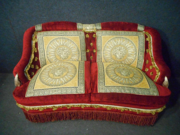 Sofa Napoleon III period In Velvet