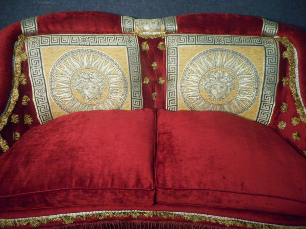 Sofa Napoleon III period In Velvet