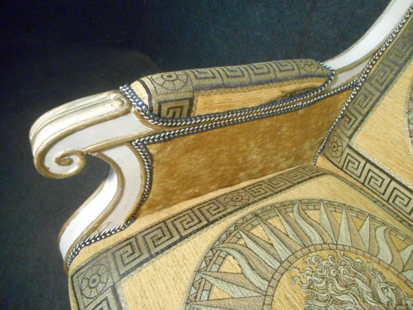 Late 19th Century Lacquered And Gilded Living Room Set