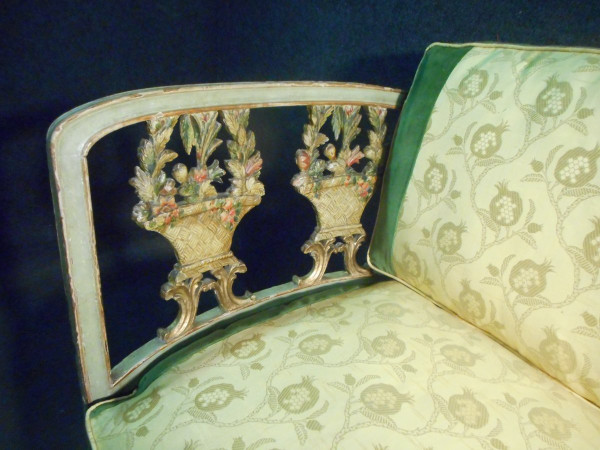 18th Century Provençal Living Room Set In Lacquered And Gilded Wood