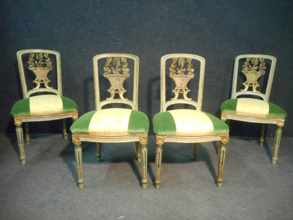 18th Century Provençal Living Room Set In Lacquered And Gilded Wood