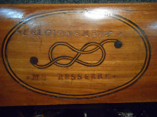 Empire period bench seat in cherry wood Signed and dated