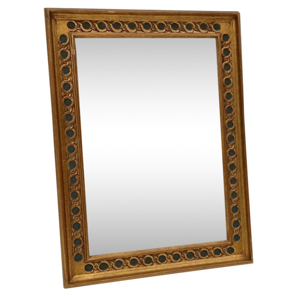 Rectangular mirror in gilded wood.